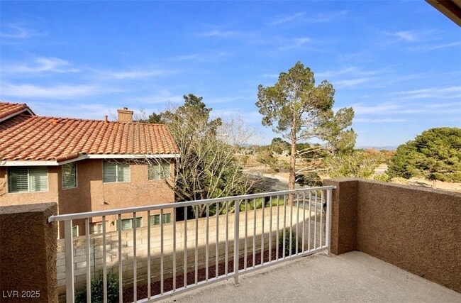 Building Photo - 1802 Ellisworth Pl