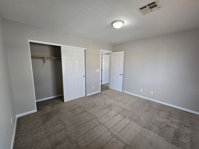 Building Photo - Rhodes Ranch 2 Story Rental