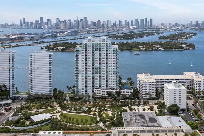 Building Photo - 650 West Ave