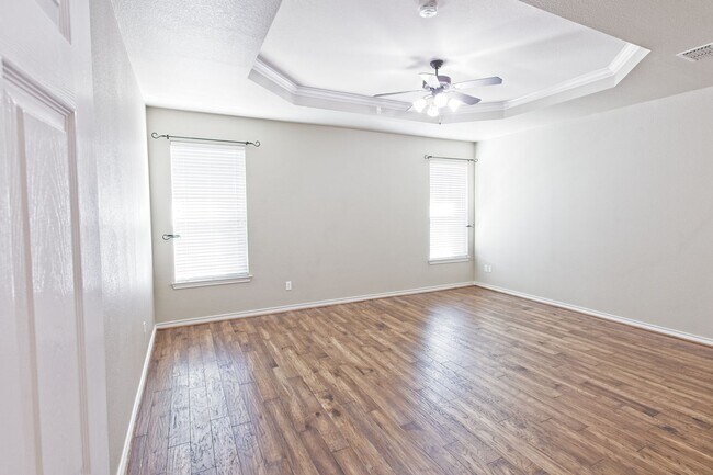 Building Photo - Allen 4 Bedroom available Short Term