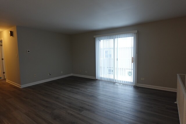 Building Photo - 7958 164th Ct