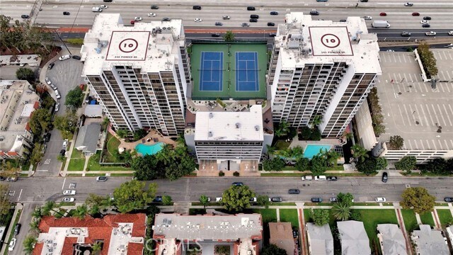 Building Photo - 343 Pioneer Dr