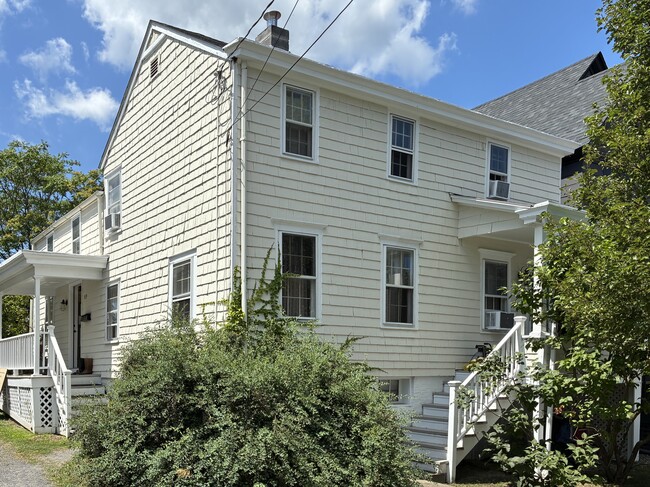 Primary Photo - 519 Prospect St