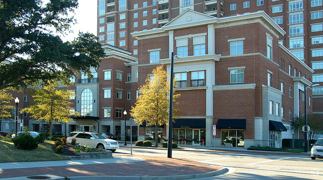 Building Photo - Harbor's Edge