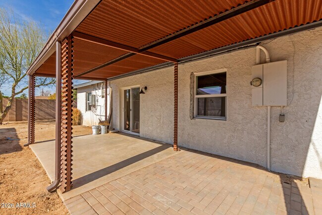 Building Photo - 1743 W Verde Ln