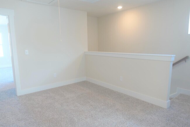Building Photo - 100 Tramore Ln