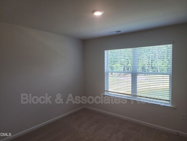 Building Photo - 8640 Brixton Shay Dr