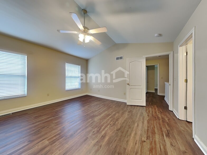 Building Photo - 1811 Sumpter Ct