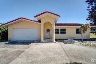 Building Photo - 3001 Gulf Blvd