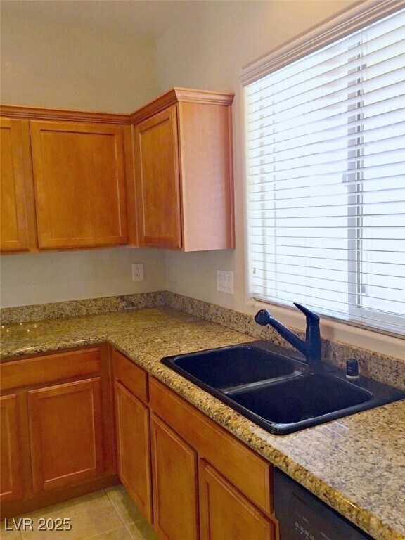 Building Photo - 6828 Woodland Vase Ct