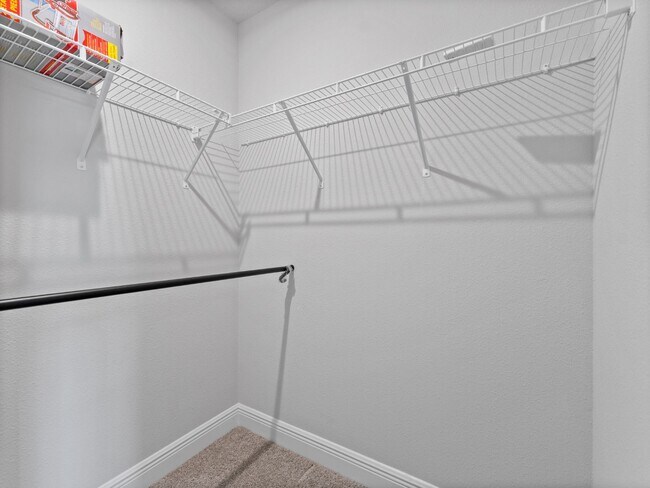 Building Photo - Stunning, 3-bedroom, 2.5-bath, townhome located in the highly desirable GATED resort community of...