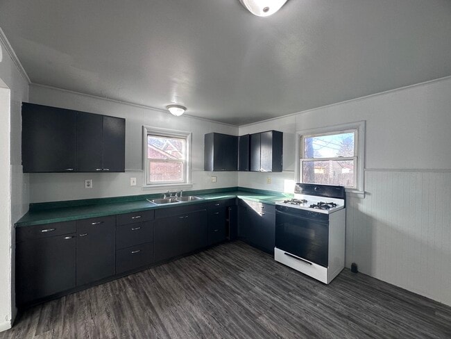 Building Photo - 1217 Williams-E