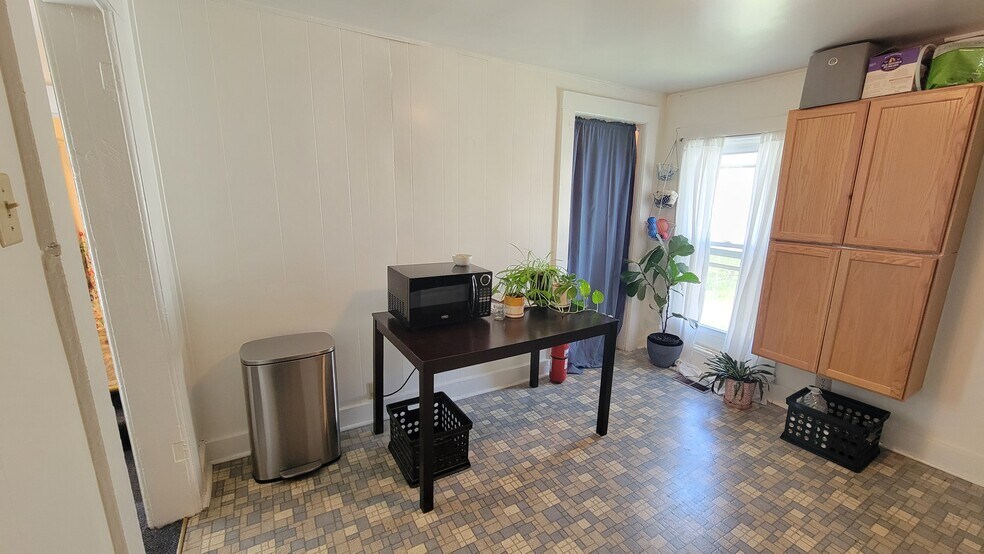 Building Photo - 1333 Connecticut St