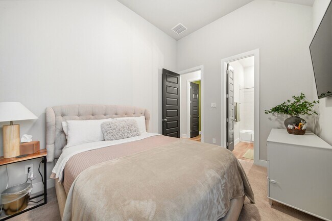 Building Photo - 8902 Iron Forge Rd