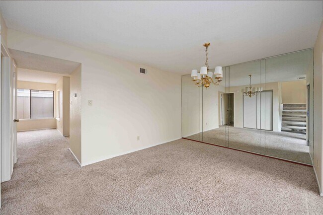 Building Photo - 12033 Bob White Dr