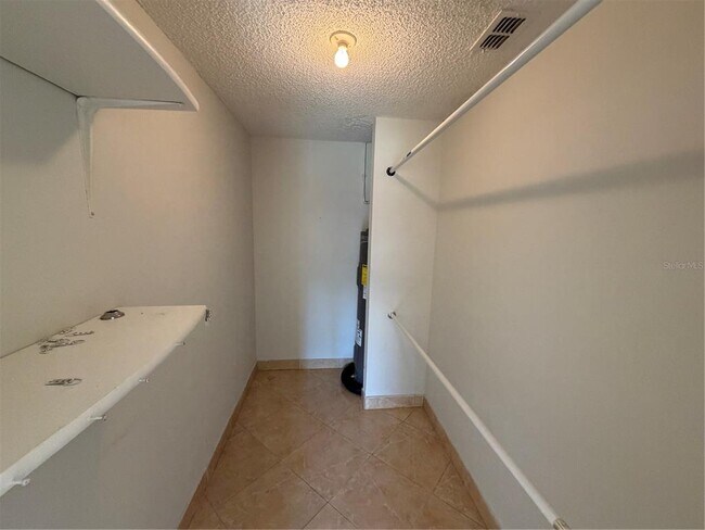 Building Photo - 5225 Via Hacienda Cir