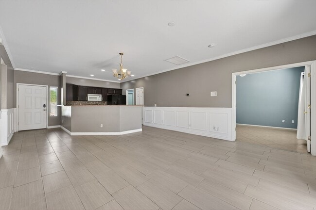 Building Photo - 7306 S 14th St