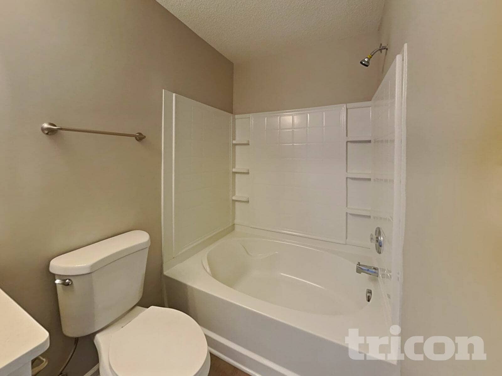 Building Photo - 15228 Pangborn Pl