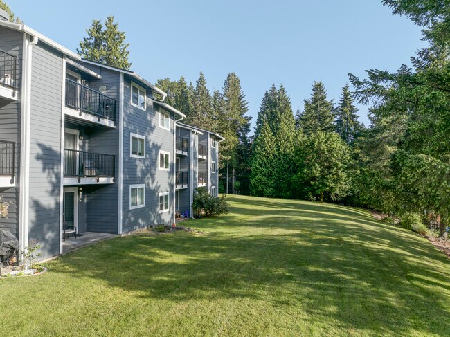 Building Photo - 14221 NE 181st Pl