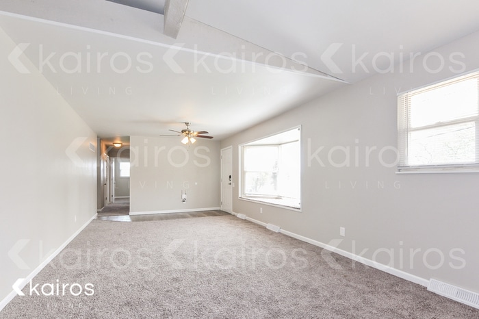 Building Photo - 2575 Mullanphy Ln