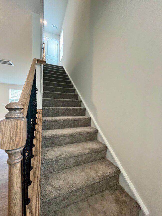 Building Photo - Brand New, 3 BR, 2.5 BA Townhome with Garage