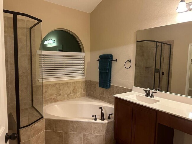 Building Photo - 16213 Cantania Cove