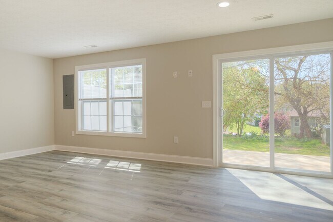 Building Photo - Available for the 2026-2027 lease term.