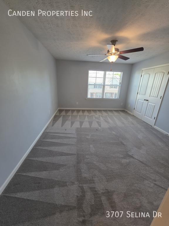 Building Photo - 3707 Selina Dr