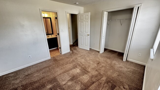 Building Photo - 509 Timberlake Trail