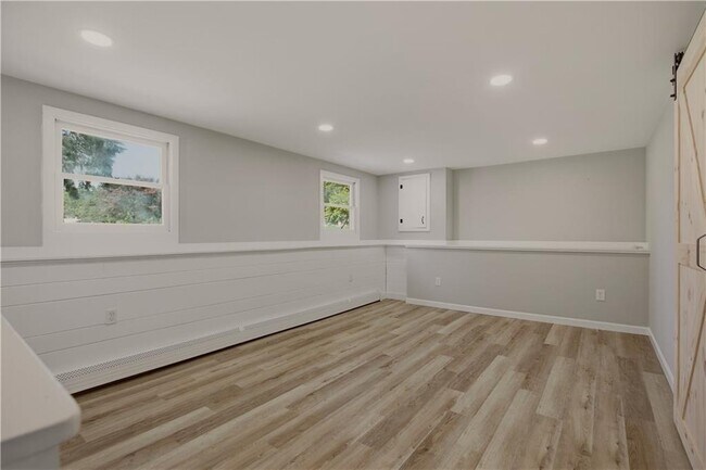 Building Photo - 49 E Dexter St