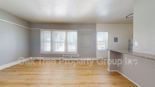 Building Photo - 144 Grand Ave