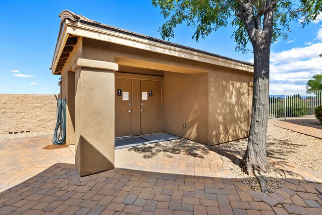 Building Photo - 4505 N Dryden