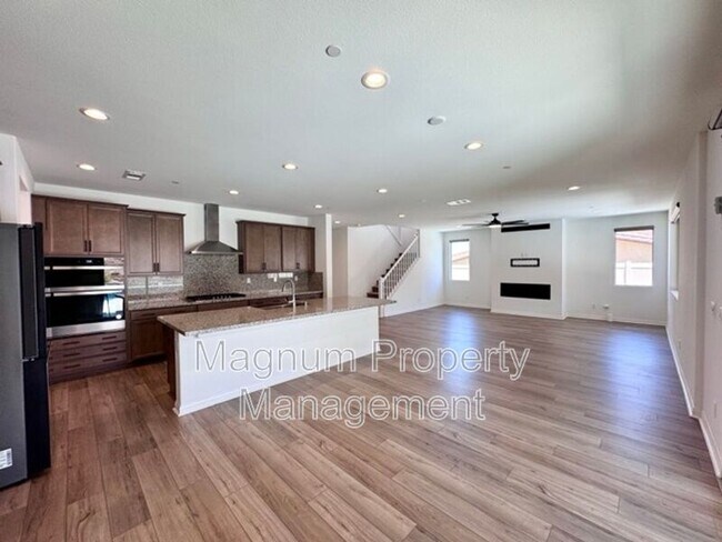 Building Photo - 25181 Desert Sage Dr