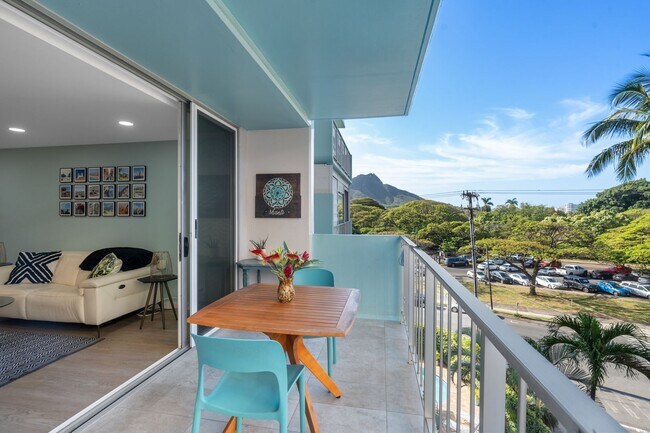 Building Photo - Waikiki Beach Gem- Fully Furnished 2BR/2BA...