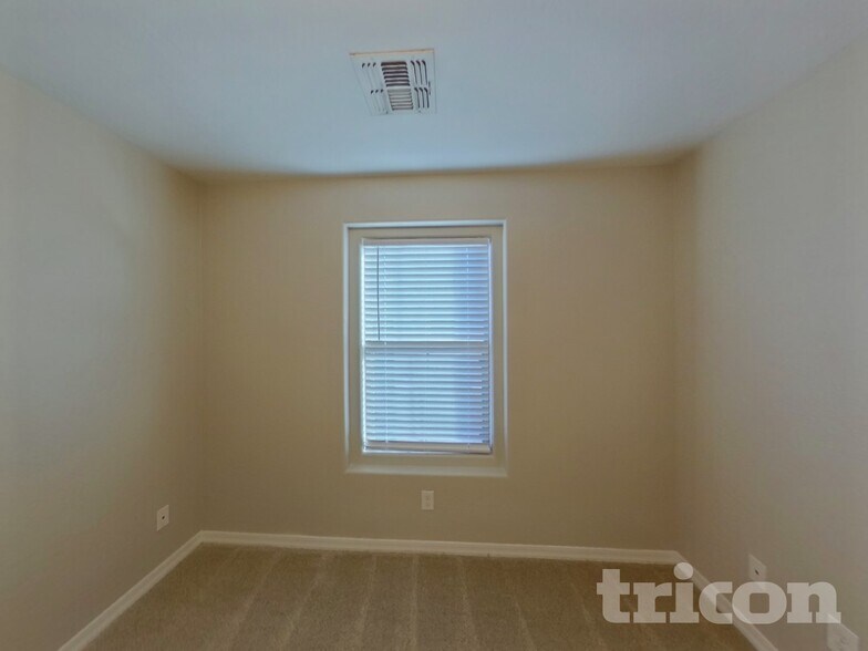 Building Photo - 451 S Hawes Rd