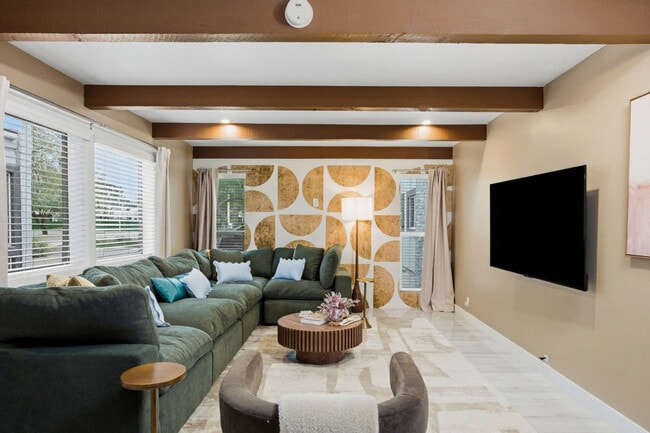 Building Photo - 11802 Hayden Rd