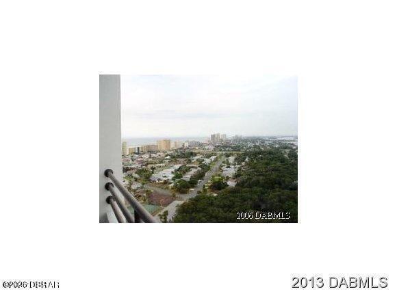 Building Photo - 1 Oceans W Blvd