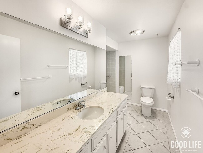 Building Photo - Charming One-Story 3-Bedroom Home with a B...