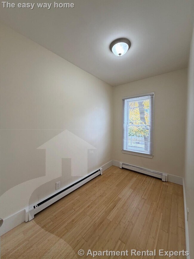 Building Photo - 48 Porter St