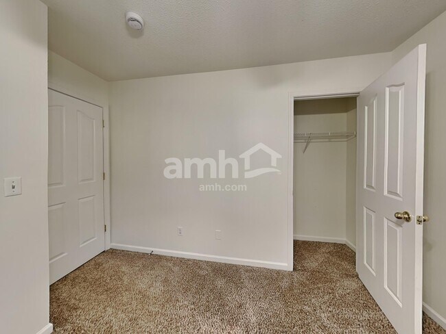 Building Photo - 8 War Admiral Way