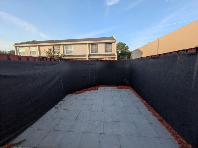 Building Photo - 2456 NW 52nd Ave