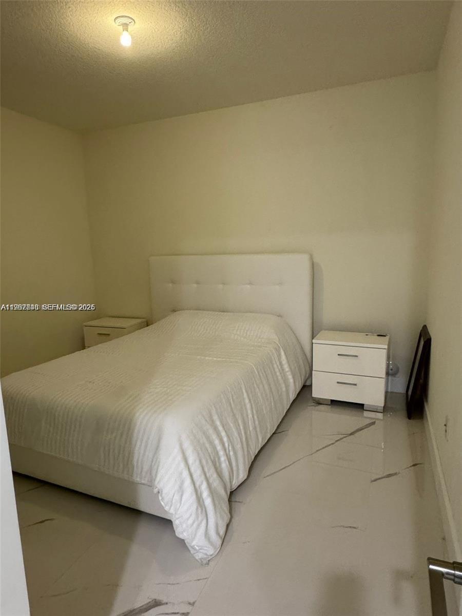 Building Photo - 10376 NW 76th Ter