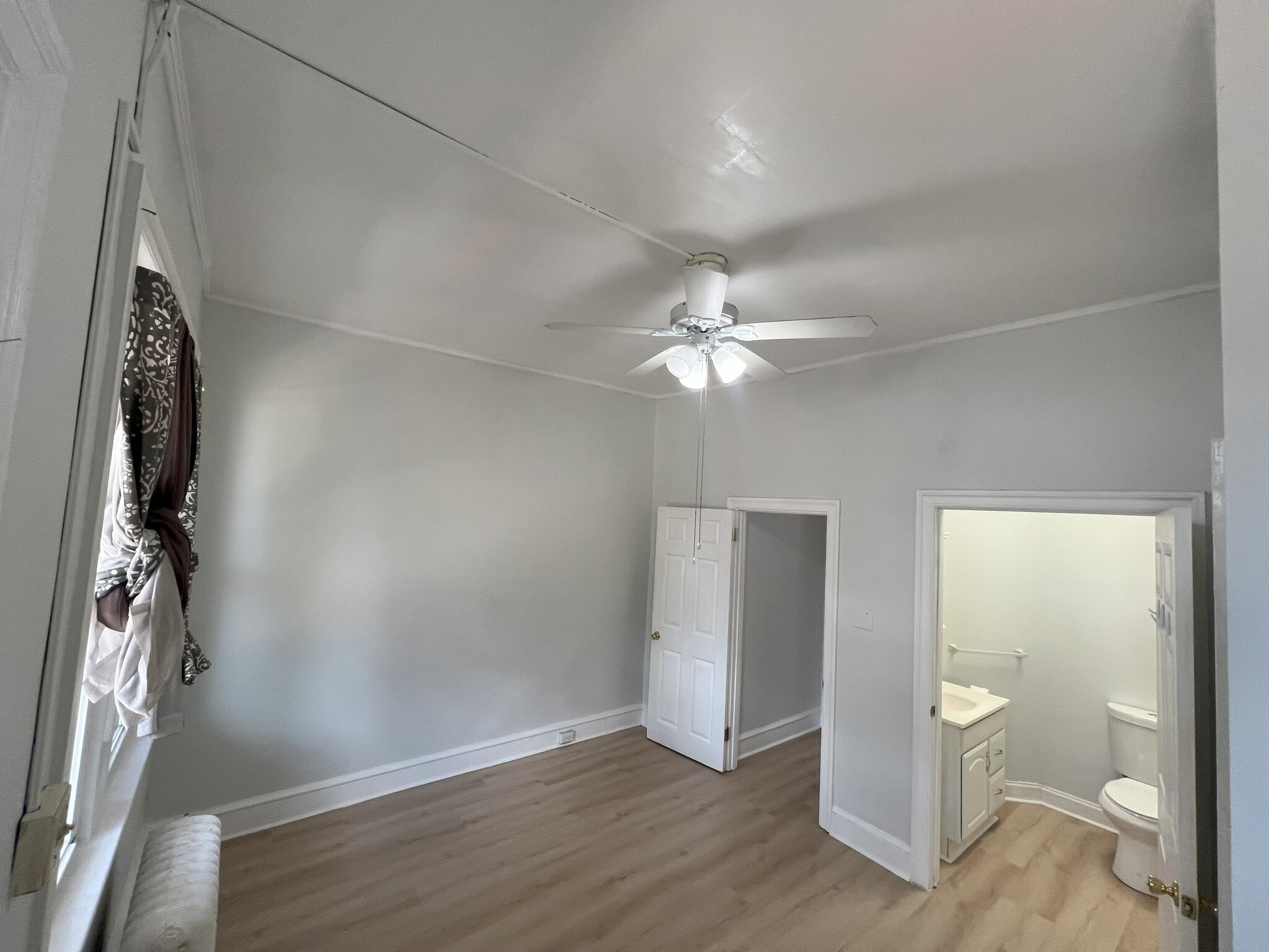 Bedroom - 12 Gay St