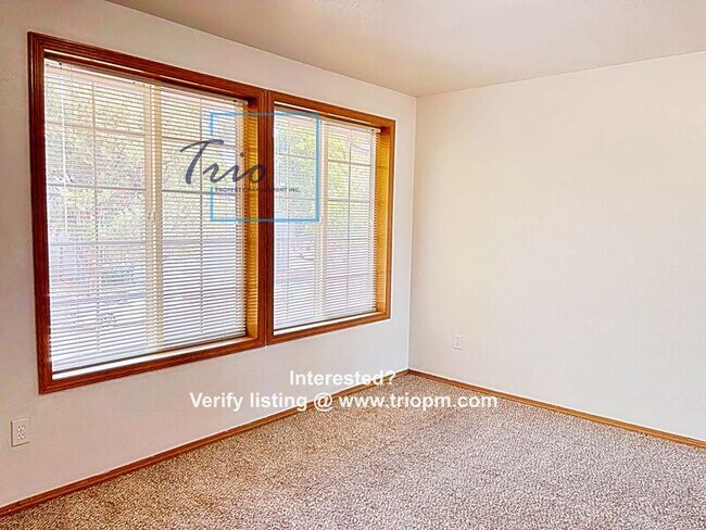 Building Photo - 116 Lea Ave