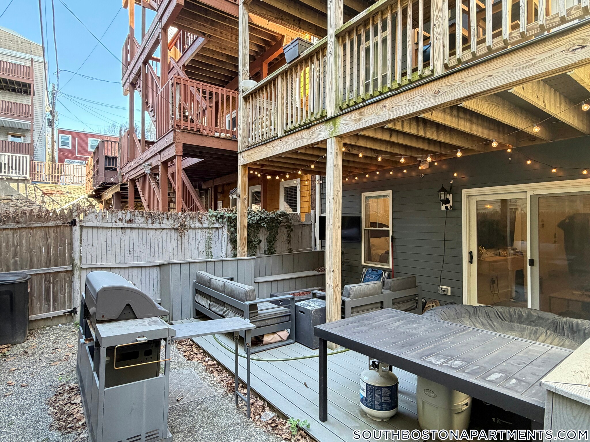 Building Photo - 9 Douglas St