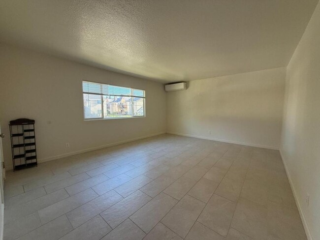 Building Photo - 1817 Piedmont Way