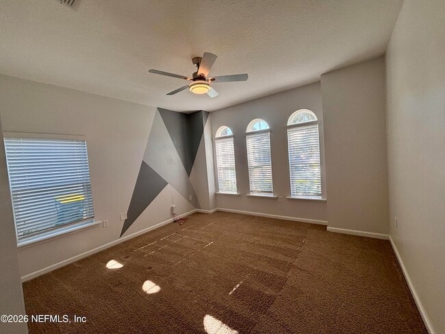 Building Photo - 15730 Spotted Saddle Cir