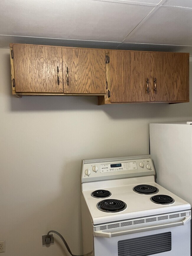 Building Photo - 1325 9th St S