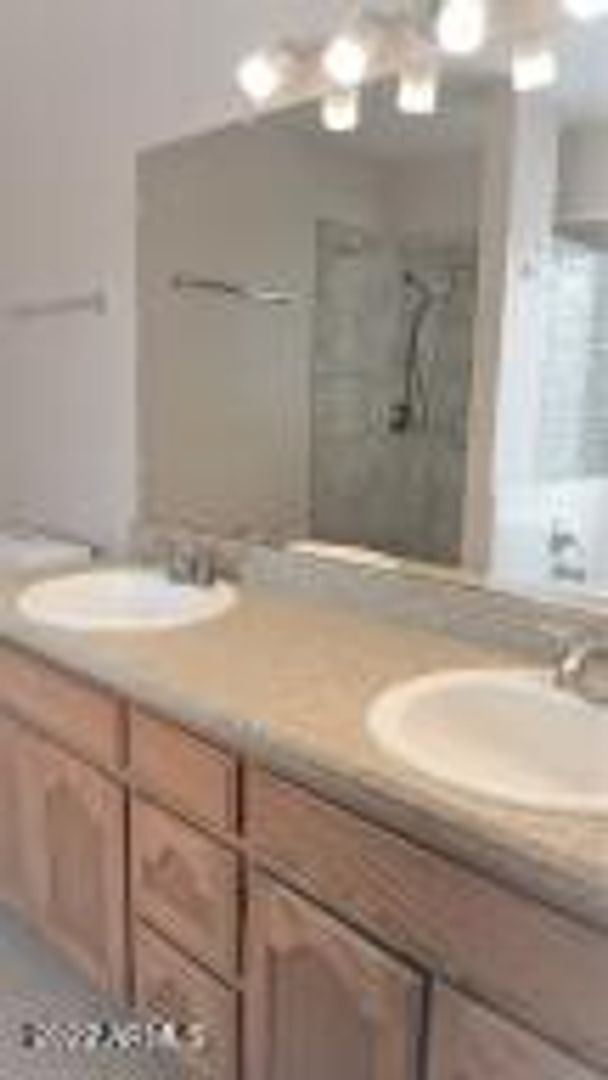 Building Photo - 2853 Northridge St