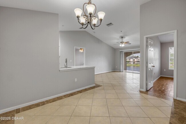 Building Photo - 940 Village Trail